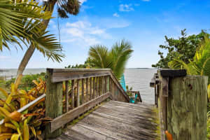 4751 S Indian River Drive, Fort Pierce, FL 34982 - MLS#R11054907