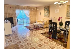 16790 Ne 14th Avenue 215, Miami