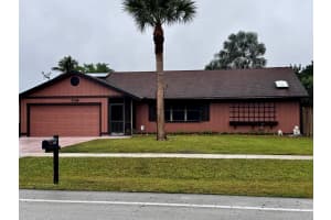 359 La Mancha Avenue, Royal Palm Beach, FL 33411 Sold 04/03/25