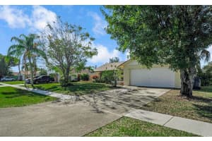 1391 Pinetta Circle, Wellington, FL 33414 Sold 03/21/25
