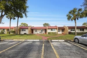 439 Lake Helen Drive, West Palm Beach