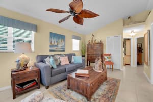 719 NW San Remo Circle, Port Saint Lucie, FL 34986 - MLS#R11055285