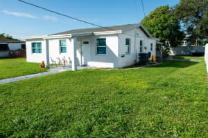 22030 SW 114th Avenue, Miami, FL 33170 Sold 04/28/25