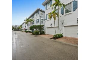 1358 Via De Pepi, Boynton Beach, FL 33426 Sold 04/24/25