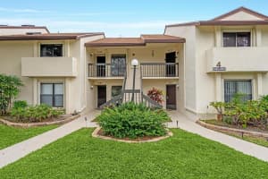 3372 Lucerne Park Drive, Greenacres, FL 33467 Sold 06/26/25