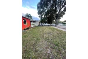 3024 Glenwood Road, West Palm Beach, FL 33405 - MLS#R11055413