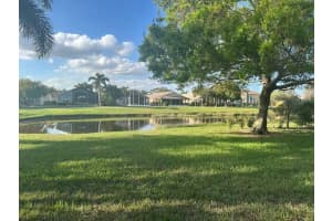 518 NW Waverly Circle, Port Saint Lucie, FL 34983 Sold 05/23/25