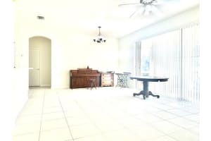 518 NW Waverly Circle, Port Saint Lucie, FL 34983 Sold 05/23/25