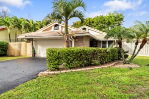 4135 NW 1st Court, Delray Beach, FL 33445 Sold 02/21/25