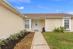 302 SW Kestor Drive, Port Saint Lucie, FL 34953 Sold 05/05/25