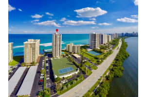 5420 N Ocean Drive Ph-4, Singer Island, FL 33404 - MLS#R11055448
