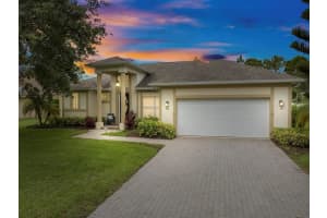 355 22nd Avenue Sw, Vero Beach
