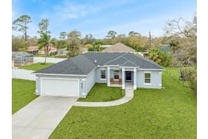 8265 101st Avenue, Vero Beach, FL 32967 Sold 05/27/25