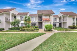 5519 Fairway Park Drive 202, Boynton Beach, FL 33437 Sold 12/30/25