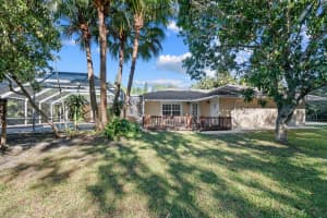 11592 E Rambling Drive, Wellington, FL 33414 Sold 05/19/25