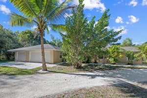 11592 E Rambling Drive, Wellington, FL 33414 Sold 05/19/25