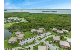 52 Woodland Drive 202, Vero Beach, FL 32962 Sold 06/09/25