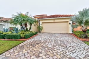 6435 Lennox Lane, Vero Beach, FL 32966 Sold 03/10/25