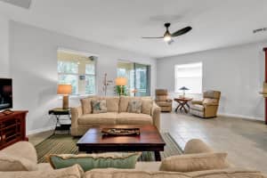 6435 Lennox Lane, Vero Beach, FL 32966 Sold 03/10/25