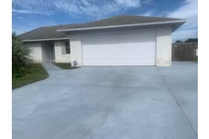 2571 SE Jason Avenue SE, Port Saint Lucie, FL 34952 Sold 02/20/25