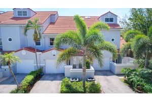 32 S Lakeshore Drive, Hypoluxo, FL 33462 Sold 04/15/25