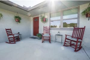 184 SW Grove Avenue, Port Saint Lucie, FL 34983 Sold 06/04/25