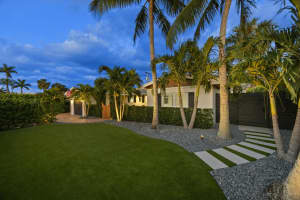 370 Mars Avenue, Tequesta, FL 33469 Sold 02/21/25