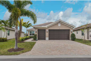 11821 SW Coral Cove Parkway, Port Saint Lucie, FL 34987 - MLS#R11055856