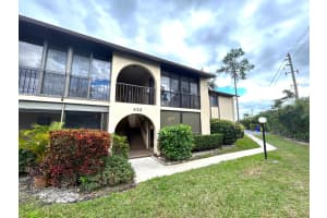 433 Pine Glen Lane B-1, Greenacres, FL 33463 Sold 03/31/25