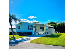 7 SE Flamenco Way Way, Port Saint Lucie, FL 34952 Sold 09/26/25
