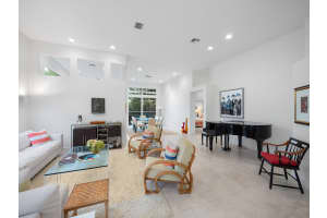 239 Coral Cay Terrace, Palm Beach Gardens, FL 33418 Sold 05/01/25