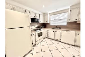 9461 Sunrise Lakes Boulevard 103, Sunrise, FL 33322 - MLS#R11056083