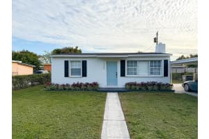620 Beech Road, West Palm Beach, FL 33409 Sold 04/28/25