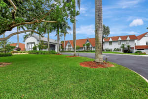 7260 Kinghurst 404 Drive 404, Delray Beach, FL 33446 Sold 06/23/25