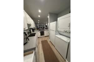 1551 NW 20 St 204, Delray Beach, FL 33445 - MLS#R11056200