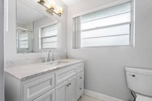 705 N Perry Avenue, Jupiter, FL 33458 Sold 03/14/25