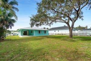 705 N Perry Avenue, Jupiter, FL 33458 Sold 03/14/25