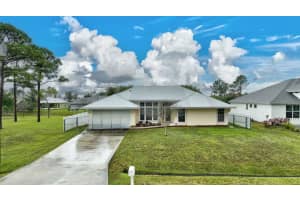 2568 SW Fairgreen Road, Port Saint Lucie, FL 34953 Sold 04/07/25