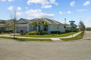 12488 SW Sunrise Lake Terrace, Port Saint Lucie, FL 34987 - MLS#R11056329