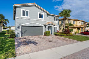 1879 SW Newport Isles Boulevard, Port Saint Lucie, FL 34953 Sold 05/21/25