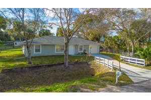3993 NW 37th Avenue, Okeechobee, FL 34972 Sold 02/14/25