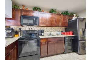 4711 Holly Lake Drive, Lake Worth, FL 33463 Sold 03/14/25