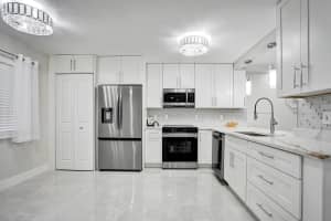 7185 Huntington Lane 304, Delray Beach, FL 33446 Sold 05/22/25