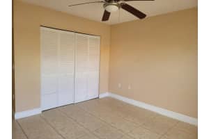 1542 Lake Crystal Drive H, West Palm Beach, FL 33411 - MLS#R11056456