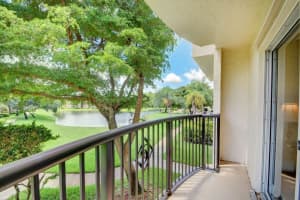 300 Crestwood Court N 304, Royal Palm Beach, FL 33411 Sold 02/27/25