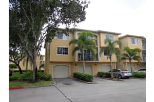300 Crestwood Court N 304, Royal Palm Beach, FL 33411 Sold 02/27/25