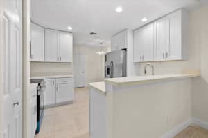 9161 Lake Park Circle N, Davie, FL 33328 Sold 02/19/25