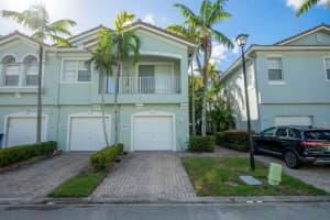 3127 Laurel Ridge Circle, Riviera Beach, FL 33404 Sold 03/03/25