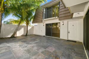 7513 75th Way, West Palm Beach, FL 33407 Sold 07/11/25