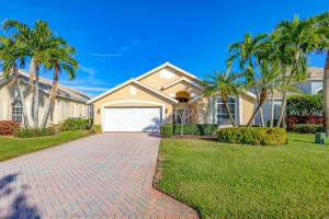 12471 SE Plandome Drive, Hobe Sound, FL 33455 Sold 03/21/25